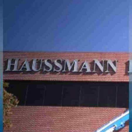 Haussmann Frame